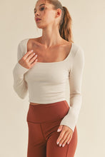 Load image into Gallery viewer, Square Neck Seamless Long Sleeve- Cream