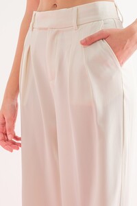 Diana Solid Wide-Leg Pants- Ivory